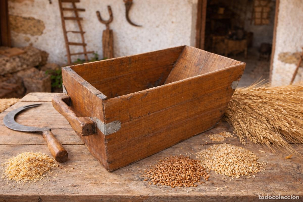 Antig&uuml;edades: Fanega para la medida del grano. (RESTAURADO)