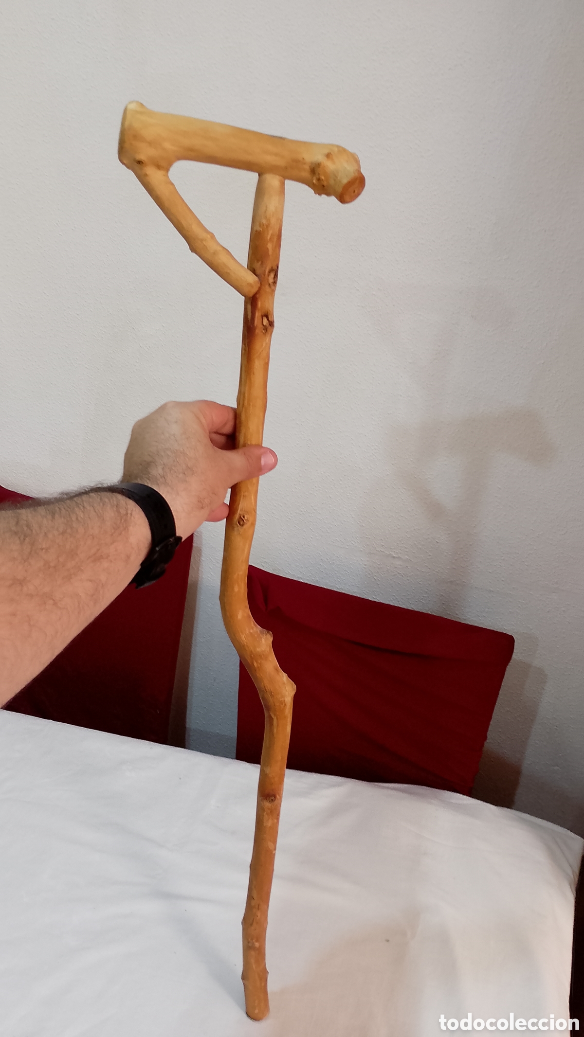 Antig&uuml;edades: Antiguo bast&oacute;n gitano de madera