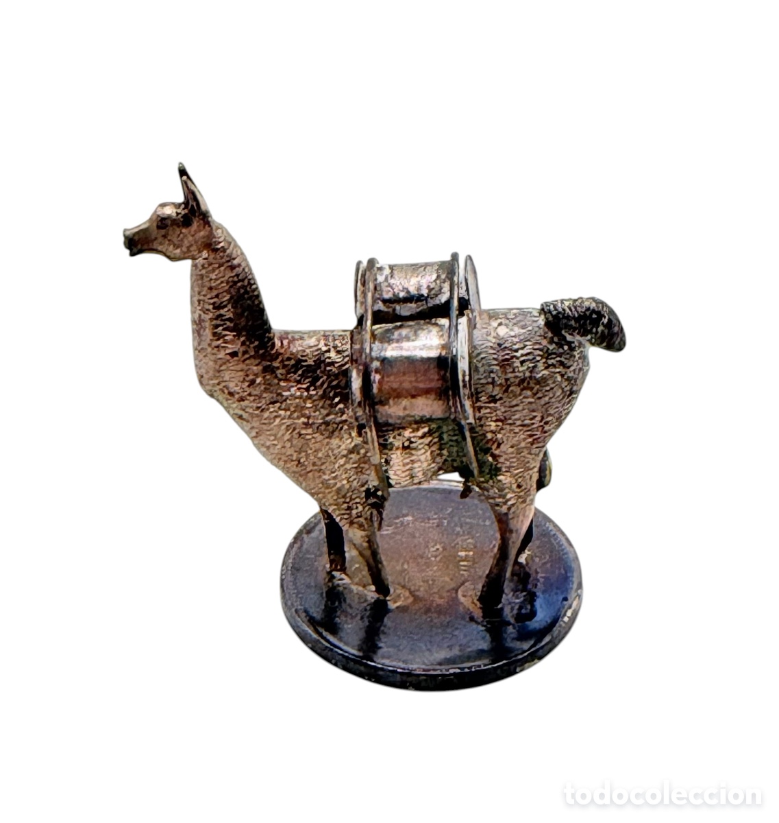 Antiguidades: Antigua Figura de Metal y Minerales