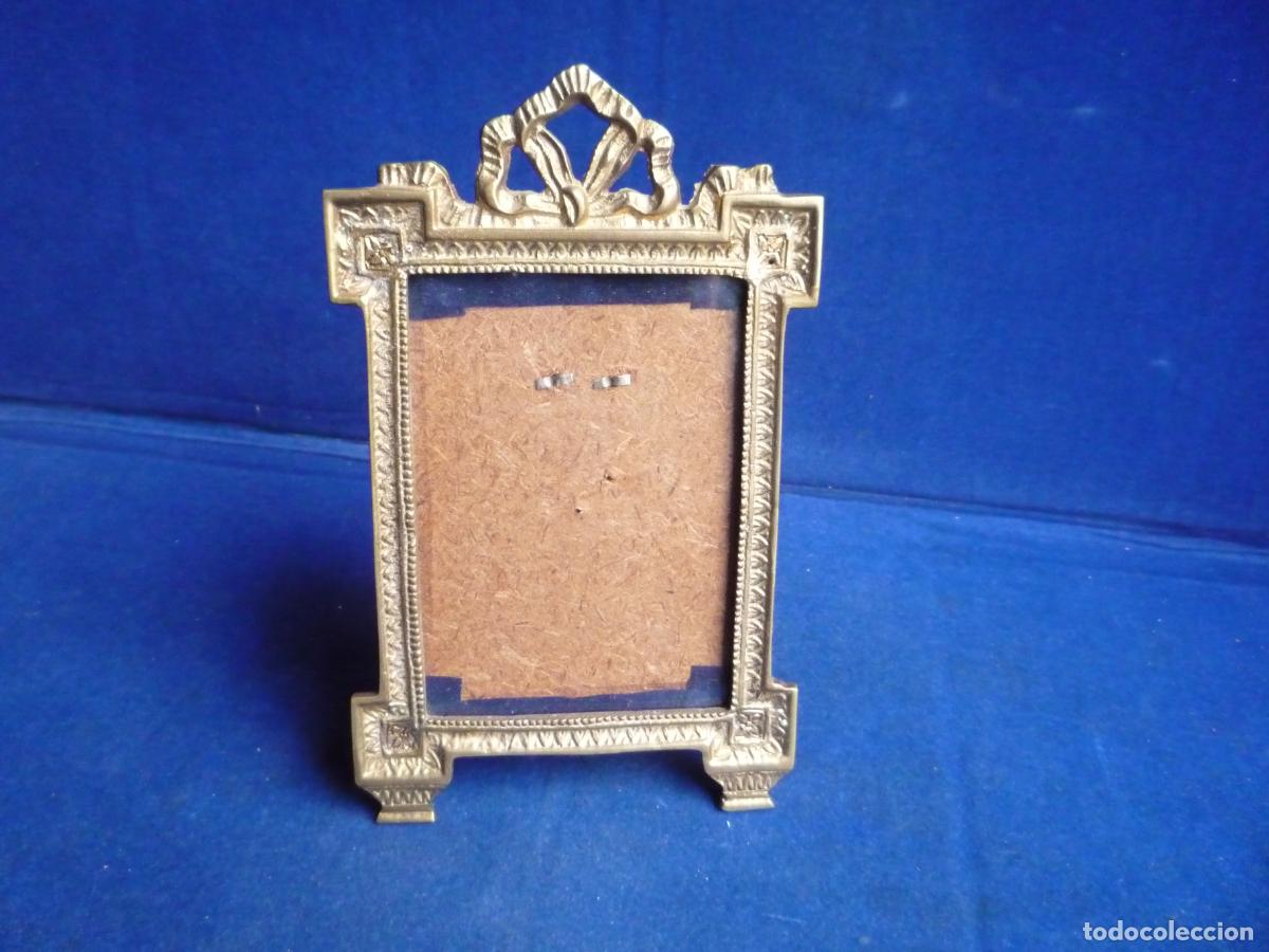 Antig&uuml;edades: MARCO SOBREMESA BRONCE - Foto 1