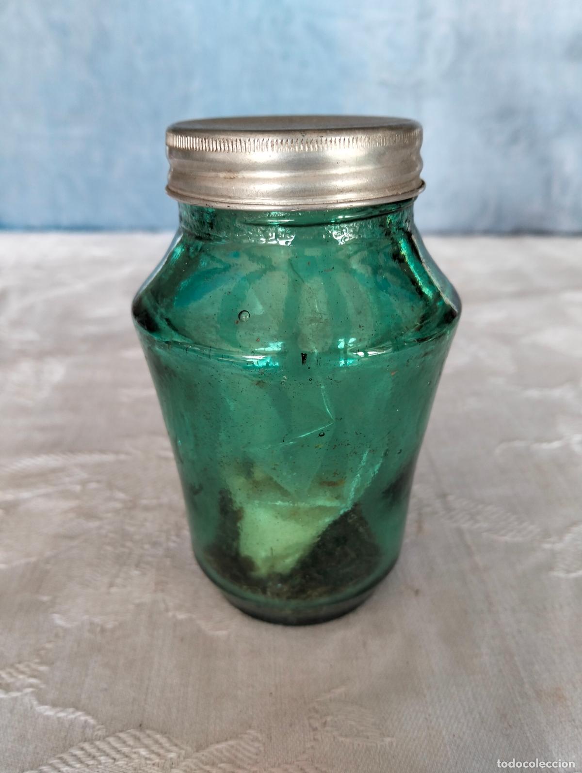 Antig&uuml;edades: Bote frasco de cristal verde transparente tapa de aluminio de medicamento o medicina a&ntilde;os 50