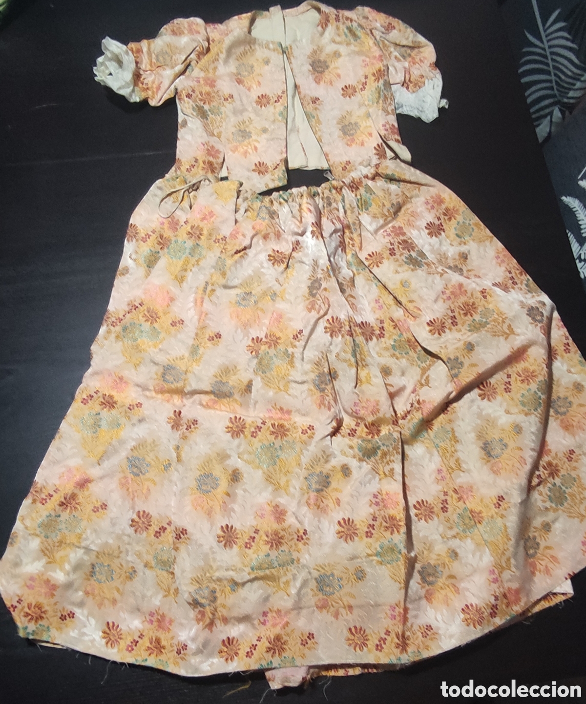 Antig&uuml;edades: Traje de fallera infantil - Foto 2