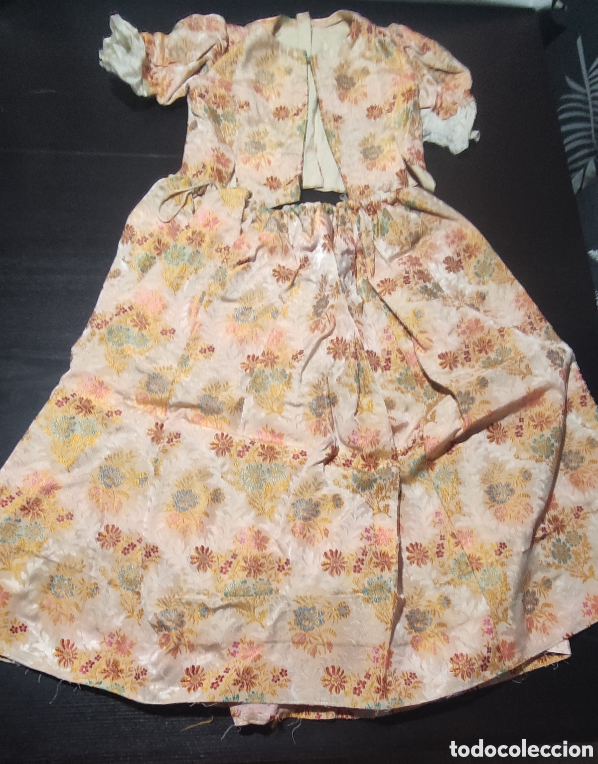 Antig&uuml;edades: Traje de fallera infantil - Foto 4