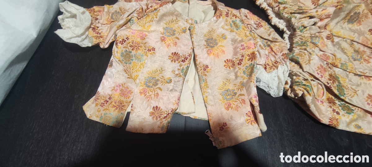 Antig&uuml;edades: Traje de fallera infantil - Foto 6