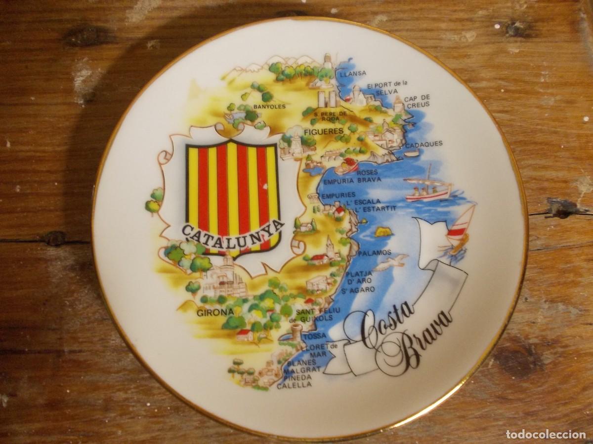 Antig&uuml;edades: Plato decorativo Costa Brava mapa ilustrado retro cer&aacute;mica PICART S.A. &middot; Catalunya
