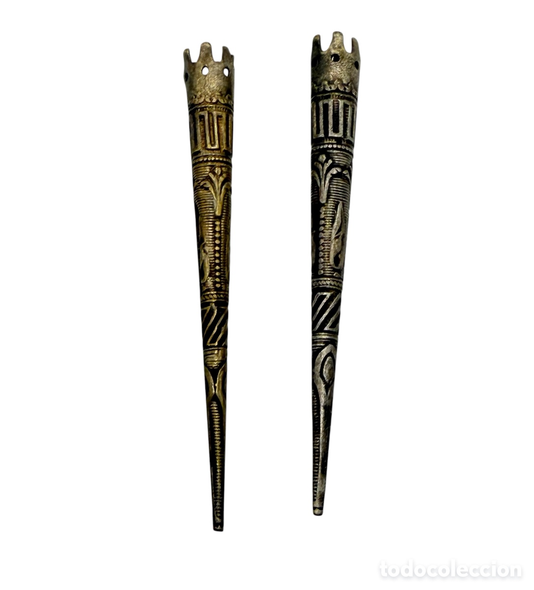 Antig&uuml;edades: Antiguos Adornos Plateados