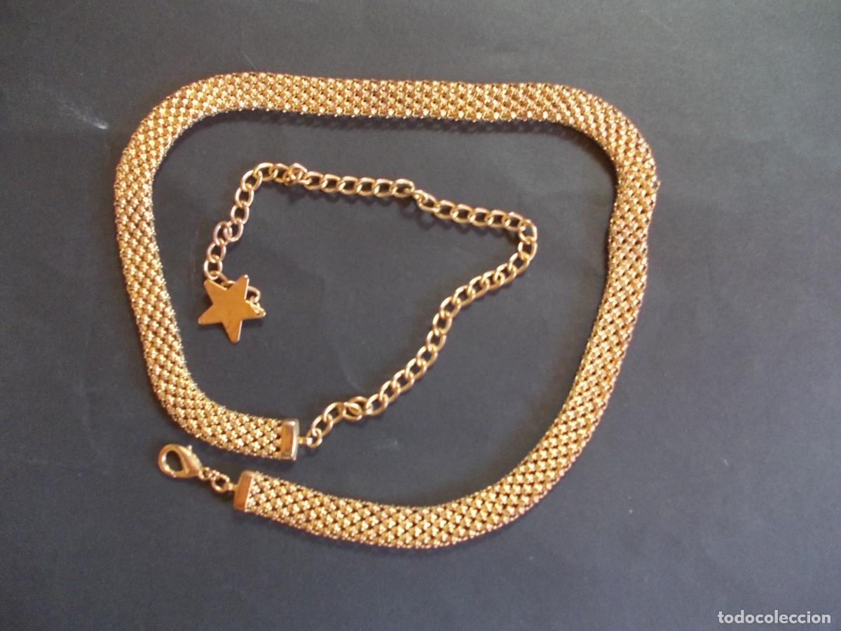 Antig&uuml;edades: Cintur&oacute;n dorado trenzado cadena vintage con estrella cierre met&aacute;lico