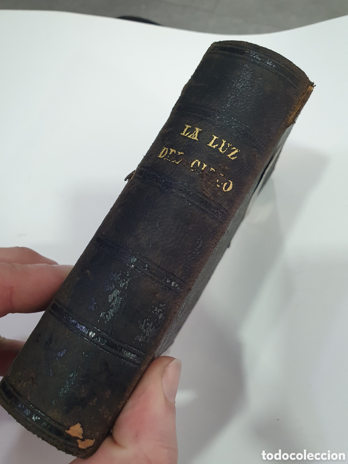 Antig&uuml;edades: La luz del cielo. Antiguo devocionario. (L66)