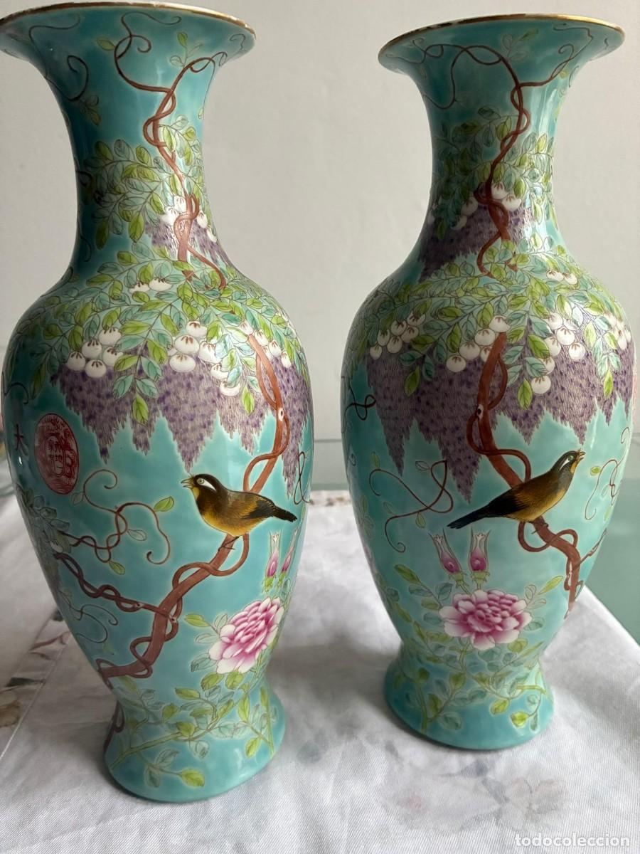 Antiguidades: Dos jarrones de porcelana de la serie DA Ya Zhai