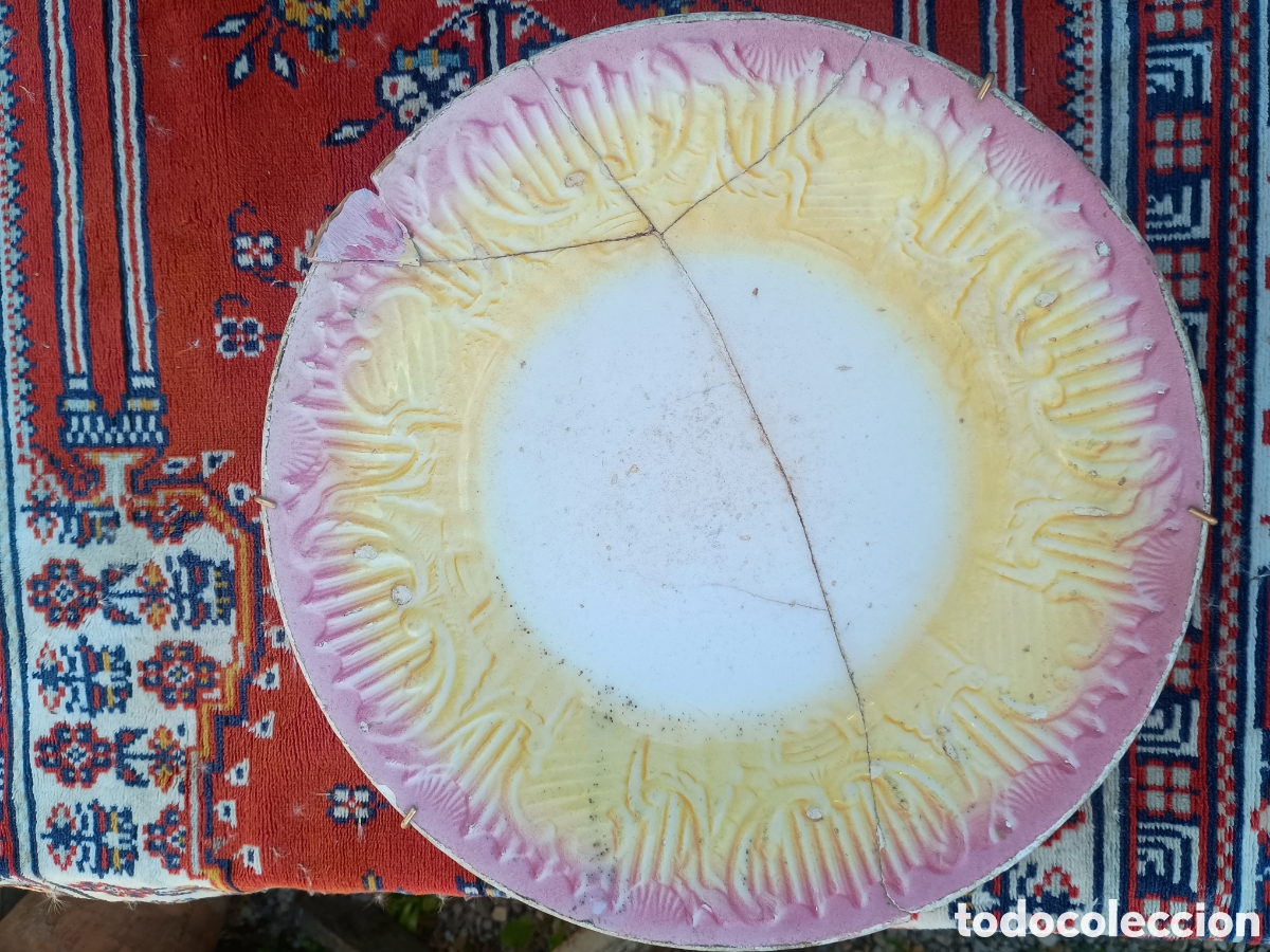 Antig&uuml;edades: Plato posible Manises?