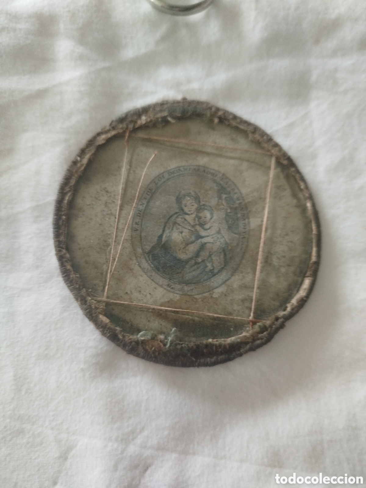 Antig&uuml;edades: Antiguo relicario de cristal