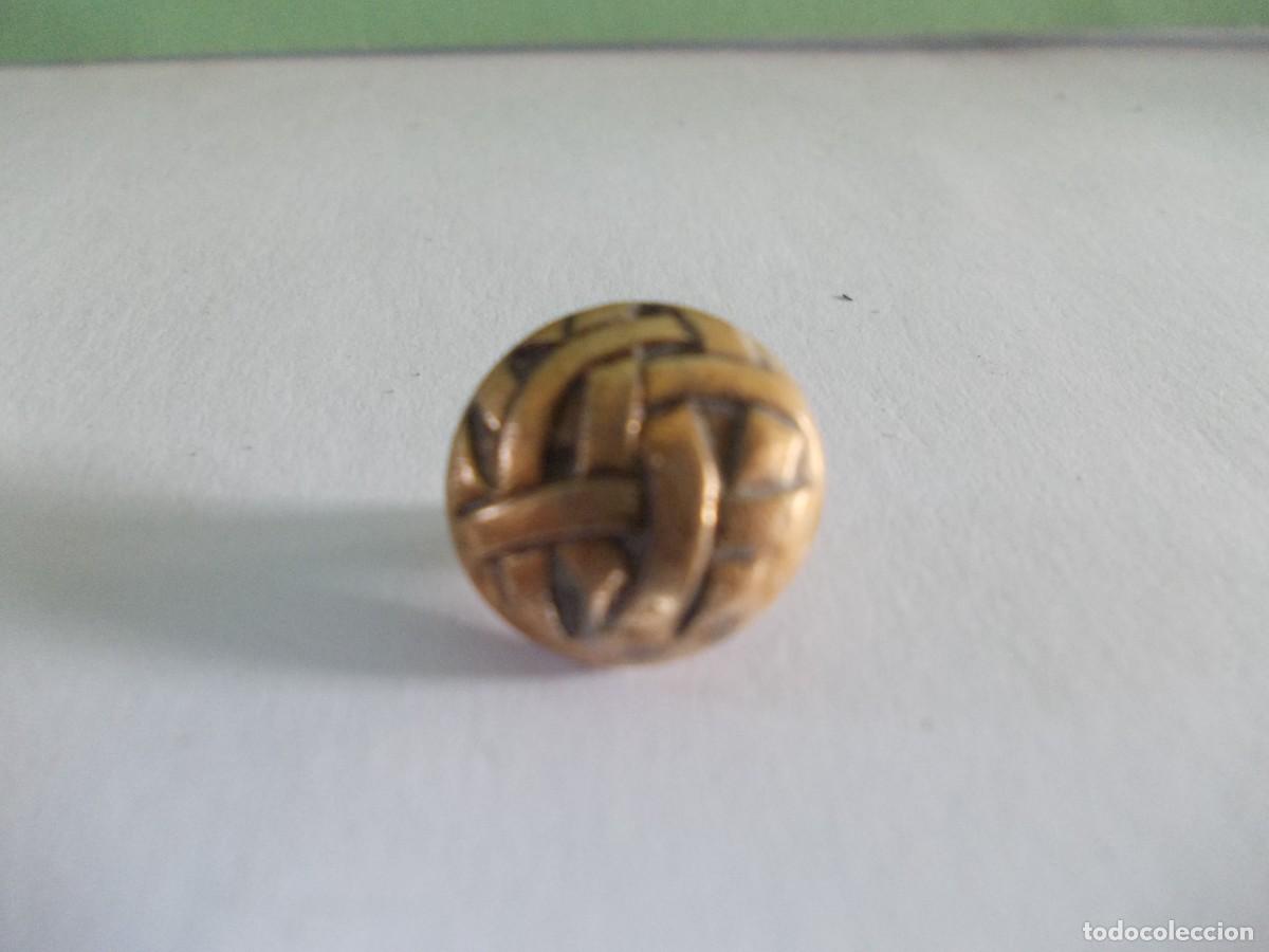 Antig&uuml;edades: Bot&oacute;n met&aacute;lico vintage bronce decoraci&oacute;n artesan&iacute;a antiguo