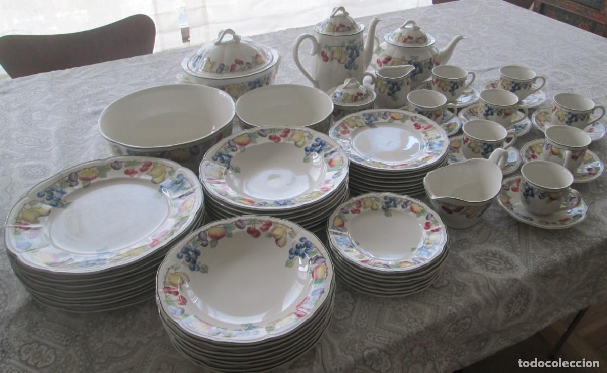 Antig&uuml;edades: Vajilla y juego de caf&eacute; para 8 comensales, 62 piezas. Porcelana Villeroy & Boch modelo Melina.