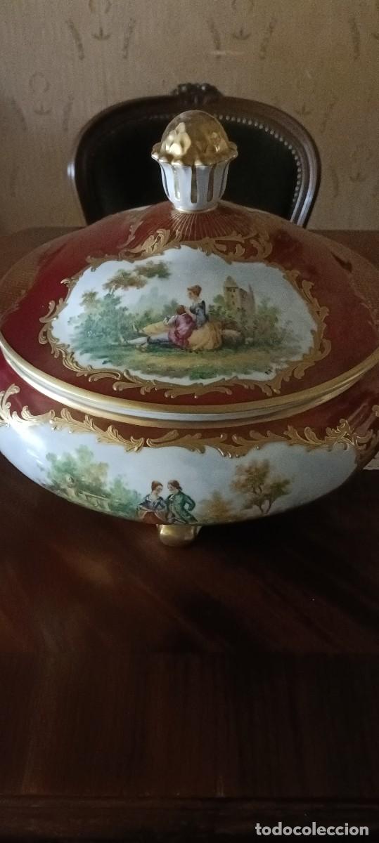 Antiguidades: Sopera porcelana tipo sevres