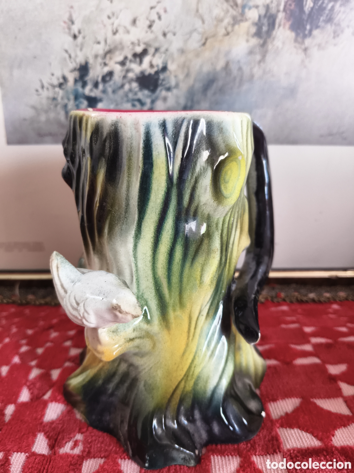 Antig&uuml;edades: Jarra decorativa en cer&aacute;mica vidriada forma de tronco con p&aacute;jaro