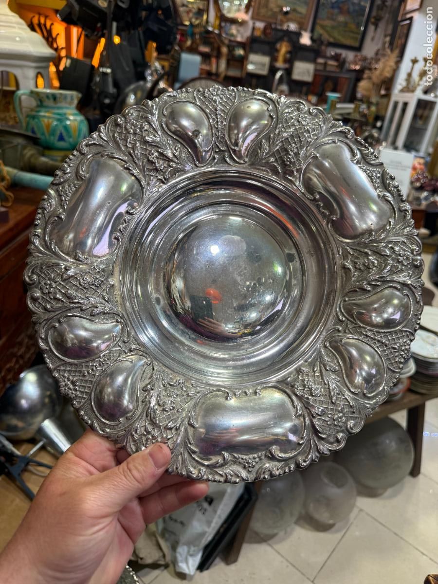 Antig&uuml;edades: BANDEJA DE ALPACA CON BA&Ntilde;O DE PLATA IDEAL PARA ACTO RELIGIOSO - MEDIDA 29 CM