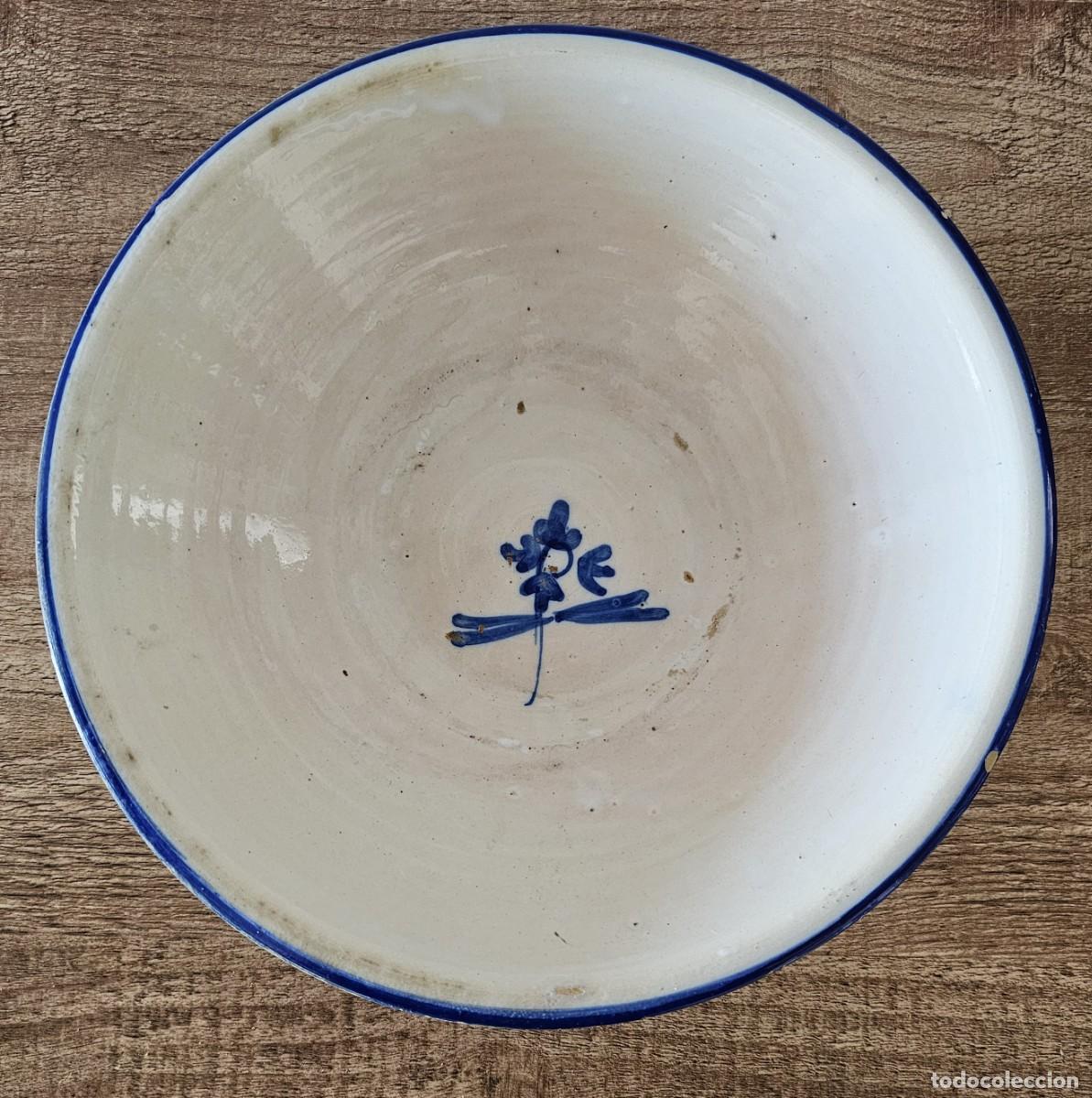 Antiguidades: GRAN CUENCO FUENTE CERAMICA TALAVERA OLIVARES - 27 cm diametro x 7 cm altura