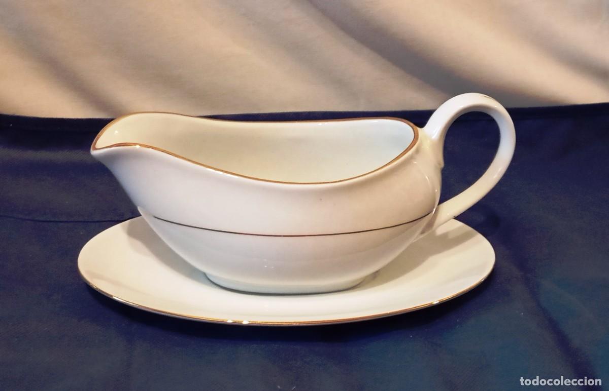Antig&uuml;edades: Salsera Crown Ming Fine China con plato - Foto 1