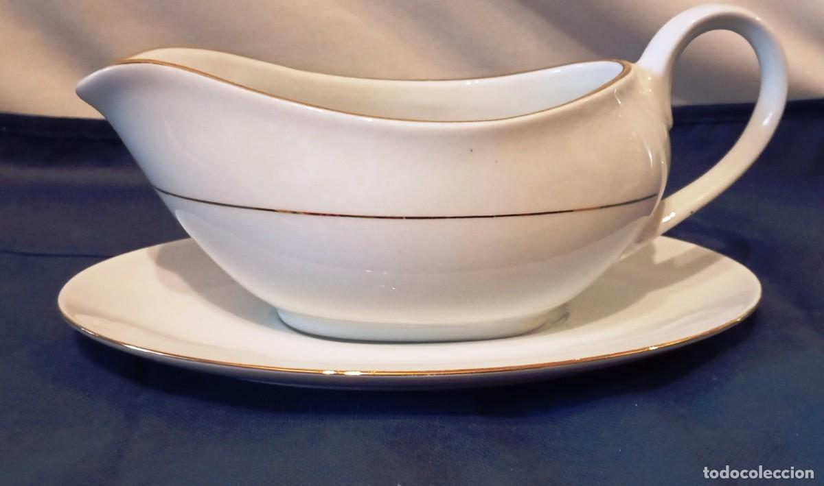 Antig&uuml;edades: Salsera Crown Ming Fine China con plato - Foto 3