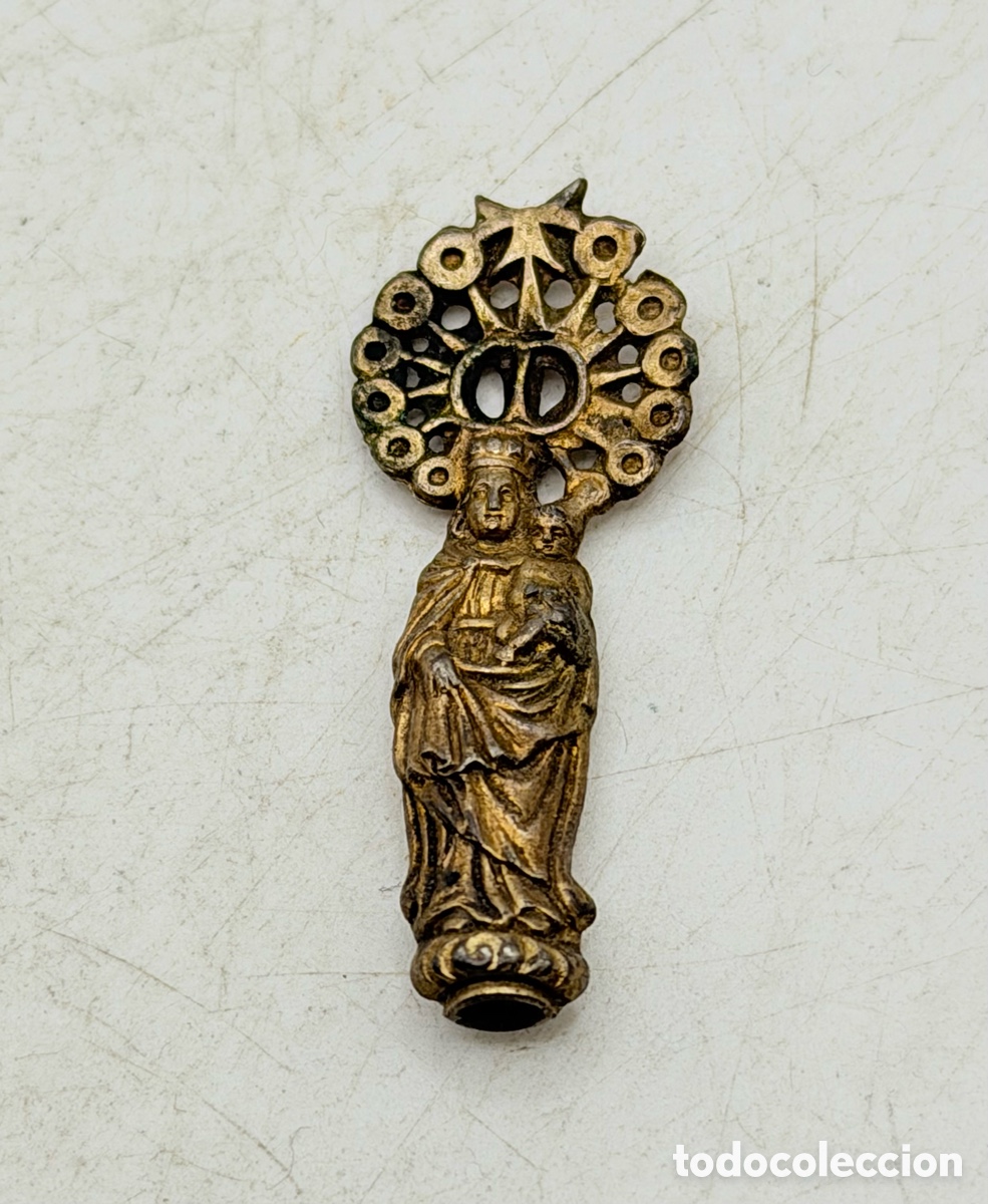 Antig&uuml;edades: Virgen Amuleto de Metal