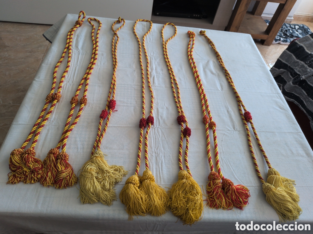 Antig&uuml;edades: Lote de 7 cingulos sacerdotales