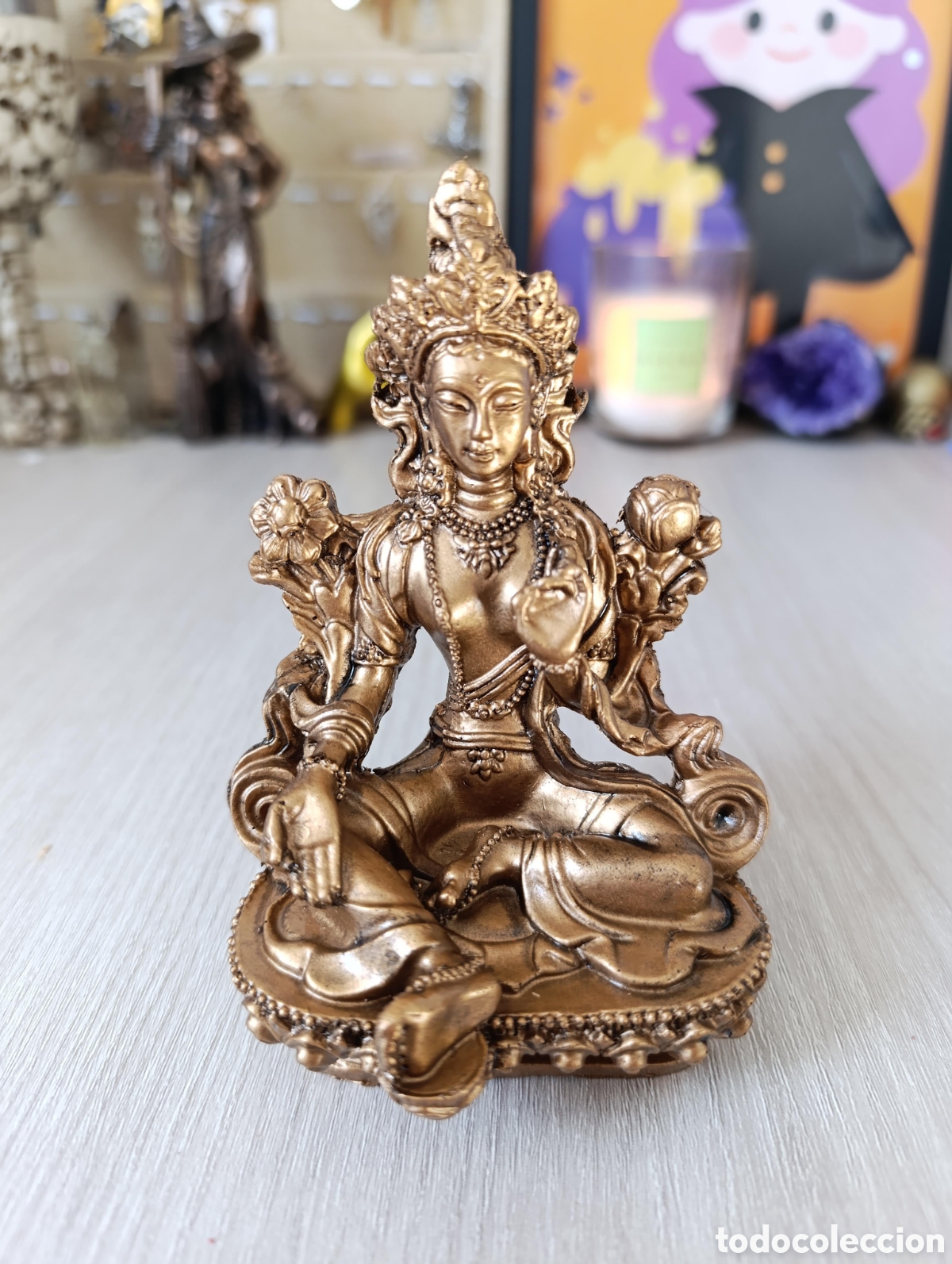 Antig&uuml;edades: Figura Diosa Tara en dorado