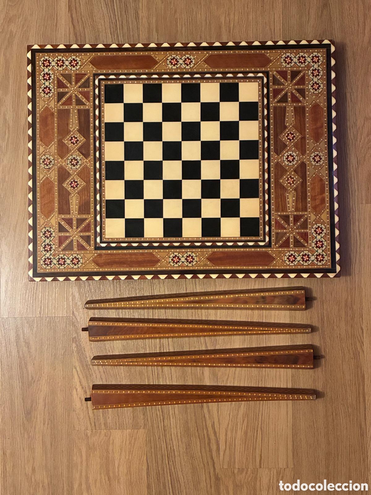 Antig&uuml;edades: Mesa tablero Ajedrez desmontable - Foto 5