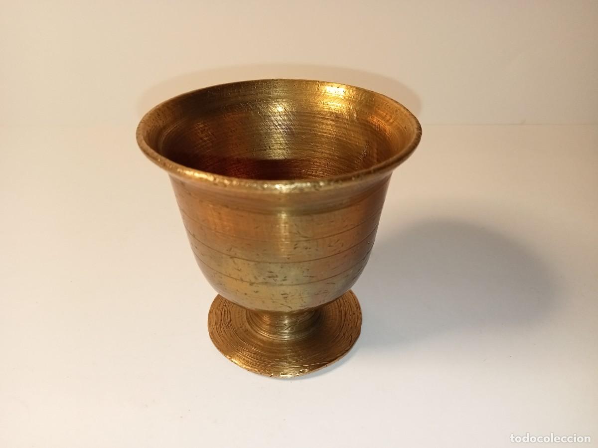 Antig&uuml;edades: COPA DE METAL ANTIGUA