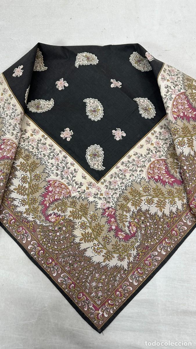 Antig&uuml;edades: Pa&ntilde;uelo de algod&oacute;n estampado