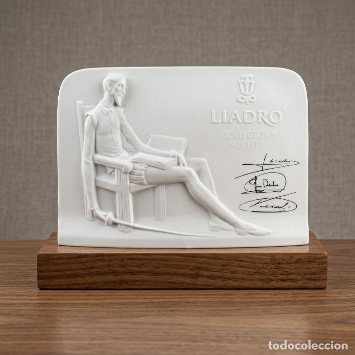 Antig&uuml;edades: Placa Logotipo Lladr&oacute; - Firmas Hermanos Lladr&oacute; - Expositor de Vitrina - Porcelana - Impecable