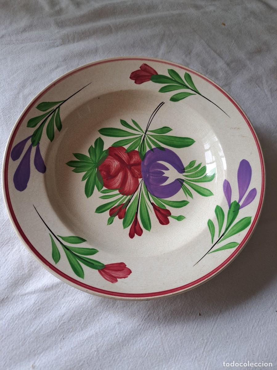 Antig&uuml;edades: Plato de porcelana opaque de sarregumines.