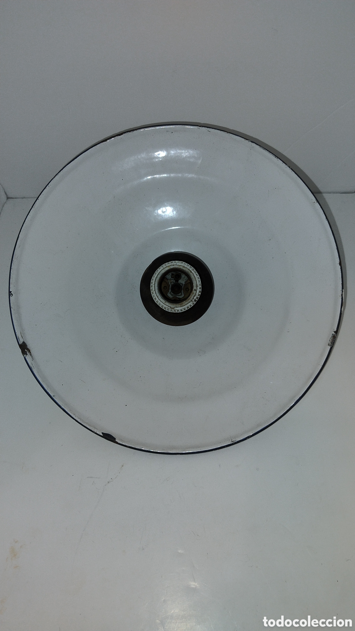 Antiquit&auml;ten: L&aacute;mpara plaf&oacute;n de hierrosmaltado