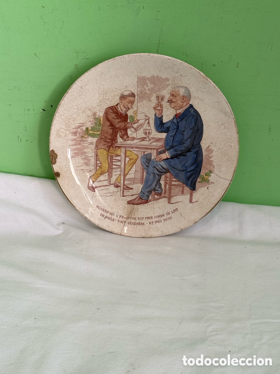 Antiguidades: Plato parlante Sarreguemines Francia absenta escena humor&iacute;stica siglo XIX Utzschneider