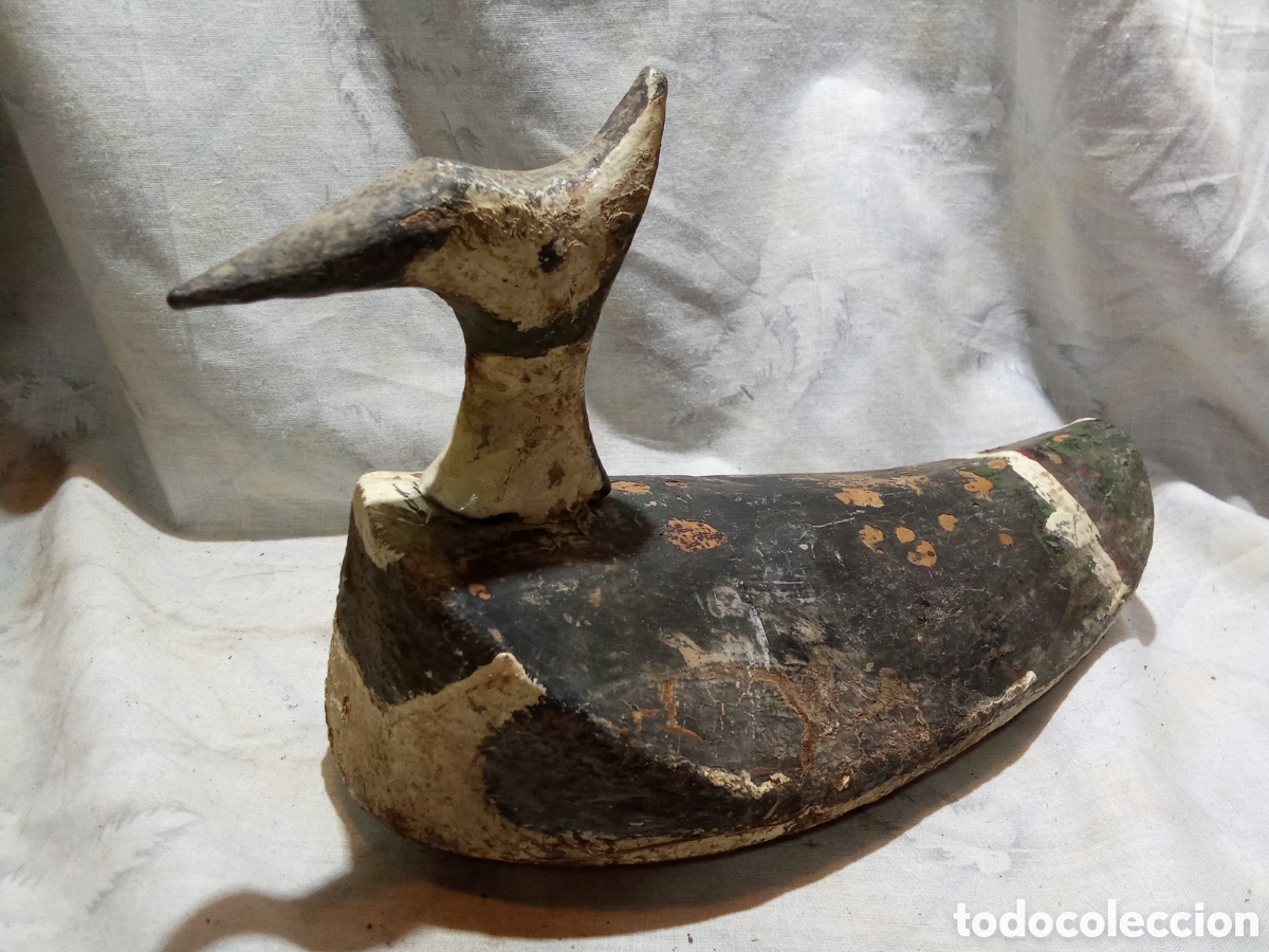 Antiguidades: PATO O SIMILAR SE&Ntilde;UELO PARA CAZA HECHO A MANO CON MADERA DE PALMERA ARTESANO ALBUFERA DE VALENCIA