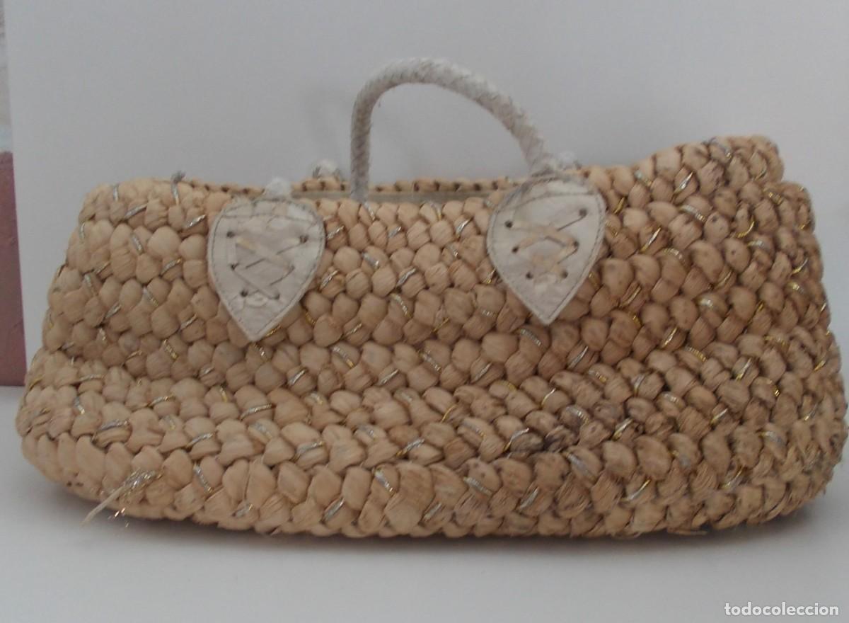 Antiquit&eacute;s: Bolso de rafia trenzada hilos dorados asas trenzadas y parches decorativos estilo artesanal