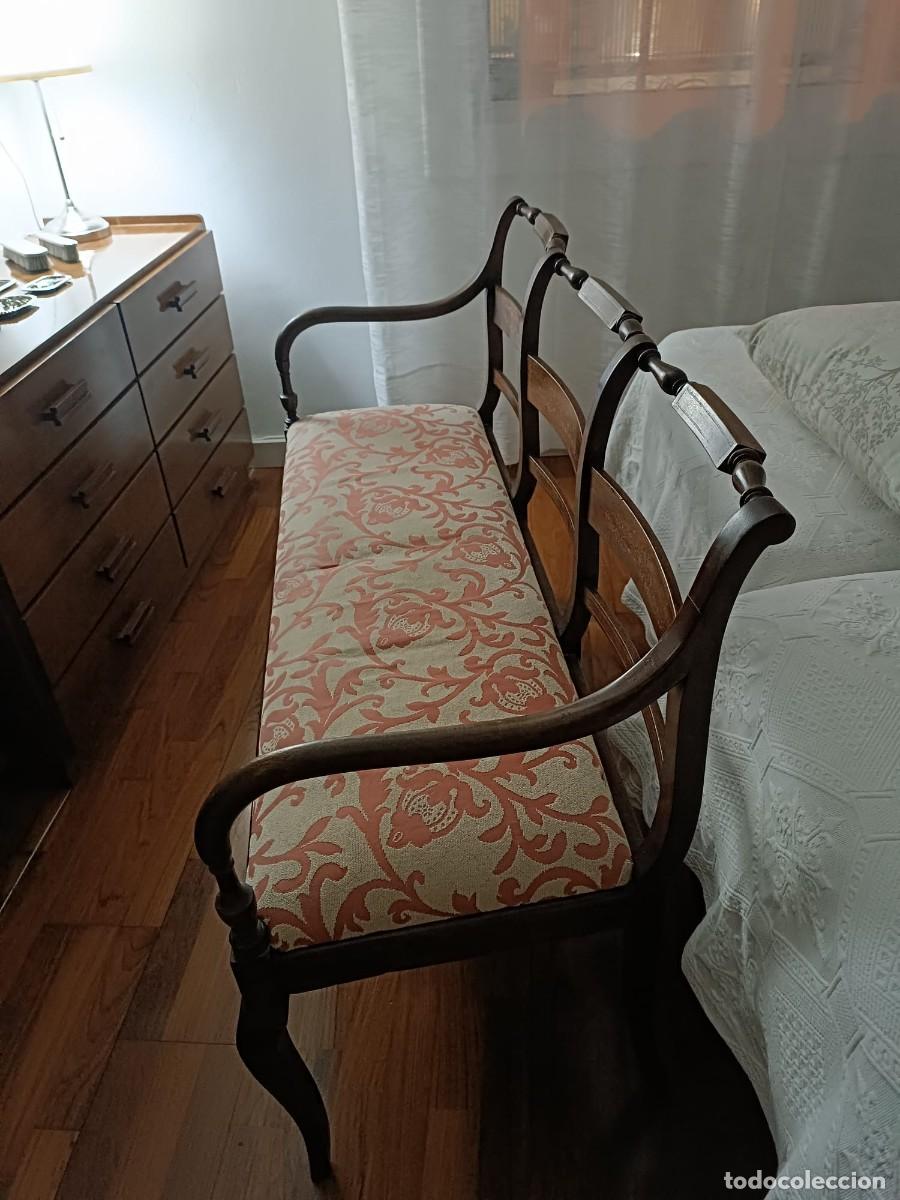 Antig&uuml;edades: Sof&aacute;-banco de madera tallada con asiento - Foto 4