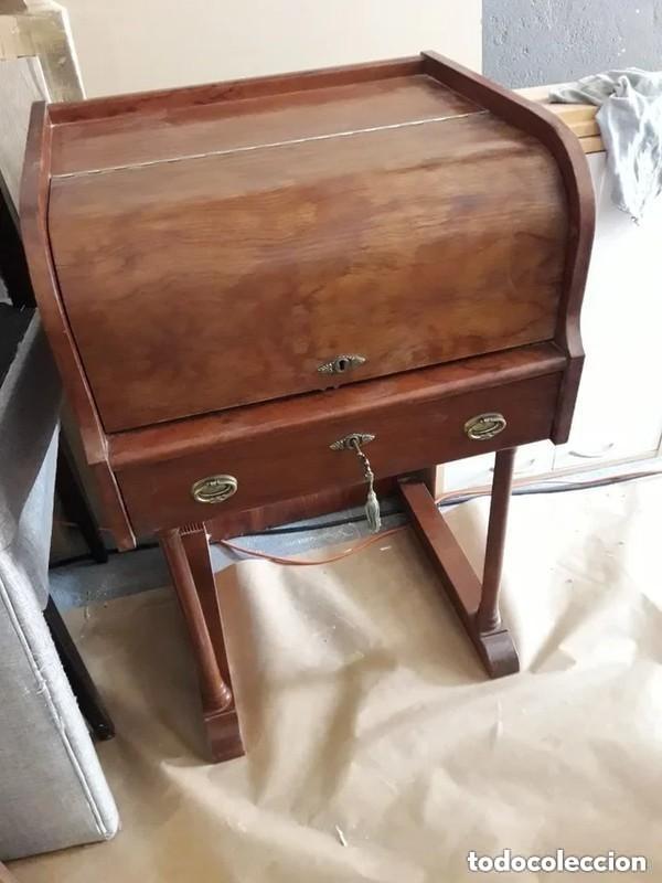 Antig&uuml;edades: Mueble cubertero madera maciza