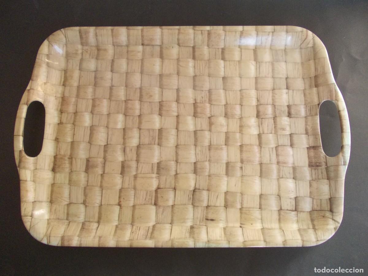 Antig&uuml;edades: Bandeja Portico platico dise&ntilde;o mimbre falso natural rustico