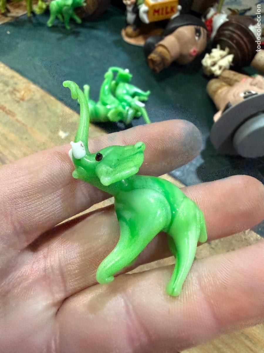 Antig&uuml;edades: ELEFANTE MINIATURA REALIZADO EN CRISTAL DE MURANO - MEDIDA 5 CM