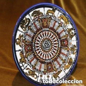 Antig&uuml;edades: Plato de cer&aacute;mica,Decoraci&oacute;n de signos del zoodiaco.