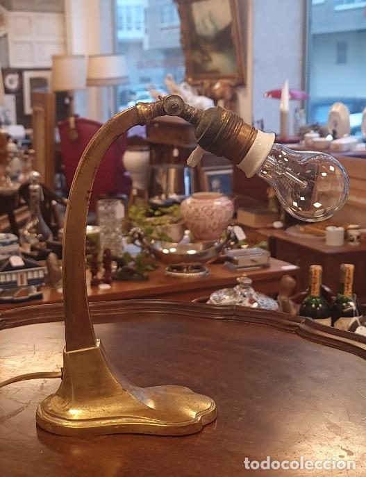 Antig&uuml;edades: L&aacute;mpara sobremesa Art Dec&oacute; de los a&ntilde;os 20 &ndash; Checoslovaquia