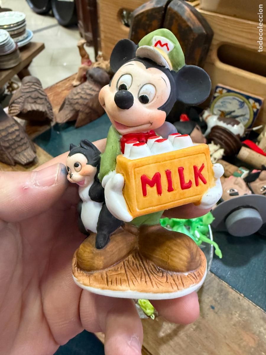 Antig&uuml;edades: ANTIGUA ESCULTURA MICKEY MOUSE DE PORCELANA - MEDIDA 10 CM