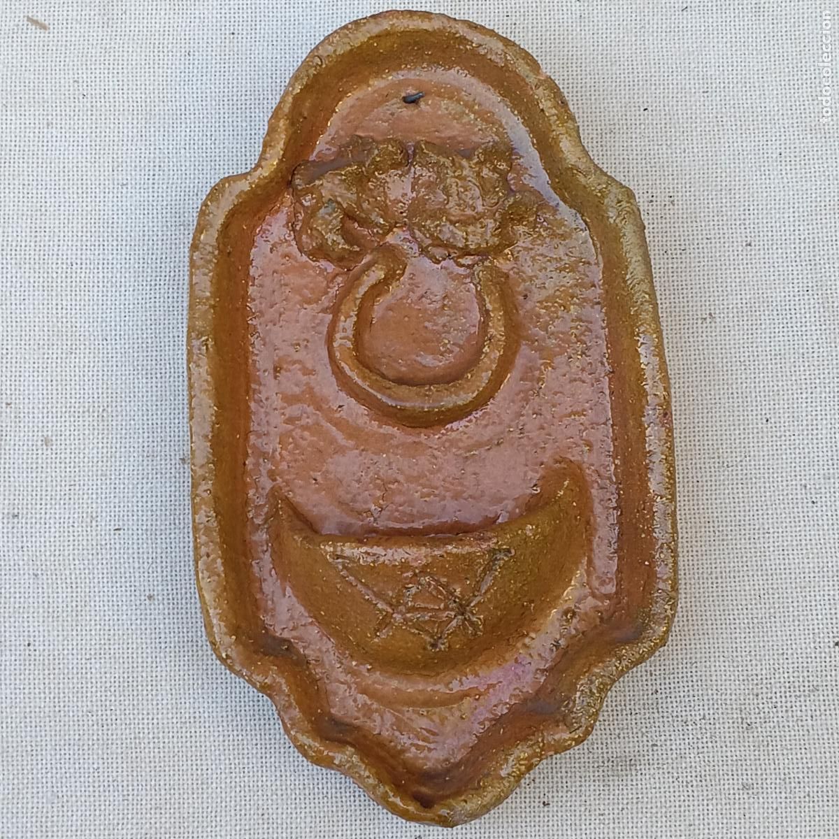 Antiques: PILETA AGUABENDITERA EN CERAMICA POPULAR.