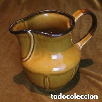 Antiques: Jarra de vino de cer&aacute;mica vidriada. Buen estado de conservaci&oacute;n. Sin firma.