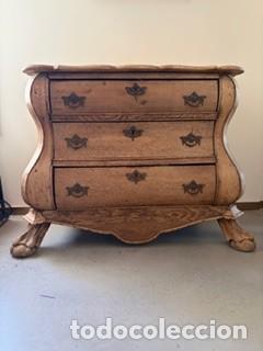 Antig&uuml;edades: C&oacute;moda Holandesa, Siglo XVIII. Roble