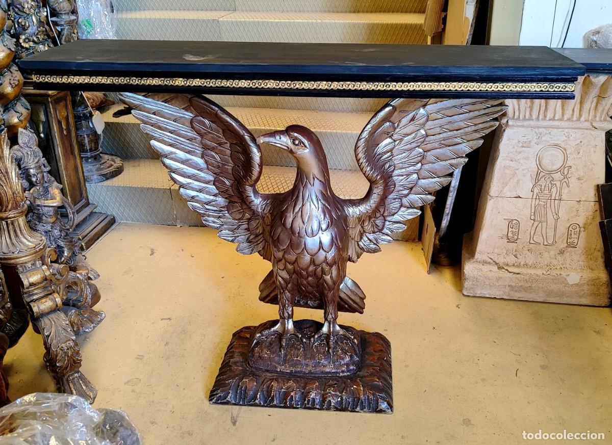 Antiques: Consola de aguila plateada