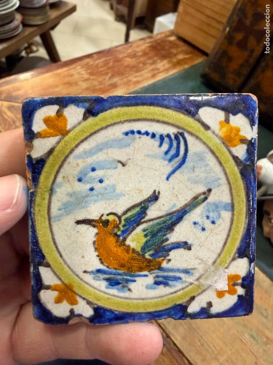 Antig&uuml;edades: ANTIGUO AZULEJO ALAMBRILLA CERAMICA TRIANERA - MEDIDA 6,5X6,5 CM