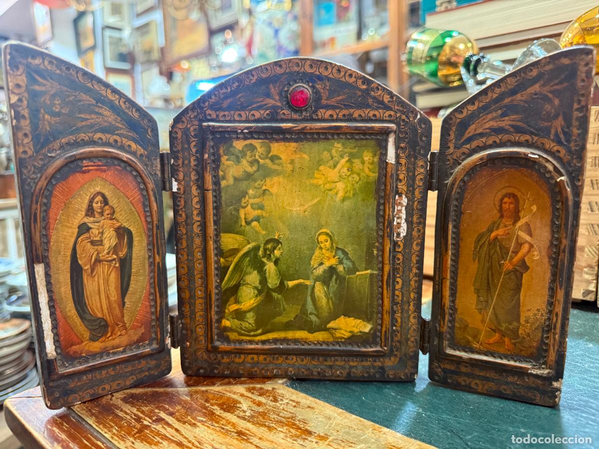 Antig&uuml;edades: ANTIGUA CAPILLA TRIPTICO DE MADERA CON IMAGENES DE LA VIRGEN - MEDIDA ABIERTA 27X17 CM