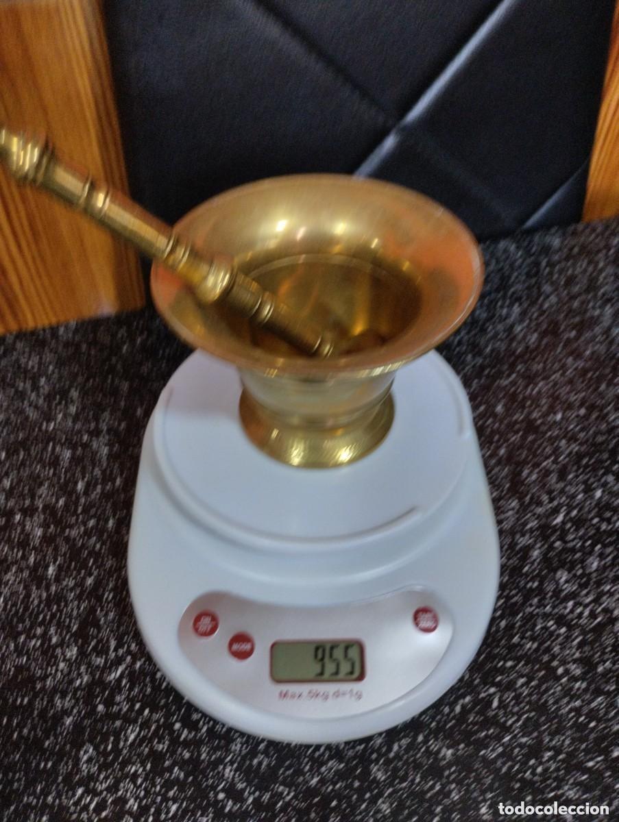 Antig&uuml;edades: gran almirez de bronce