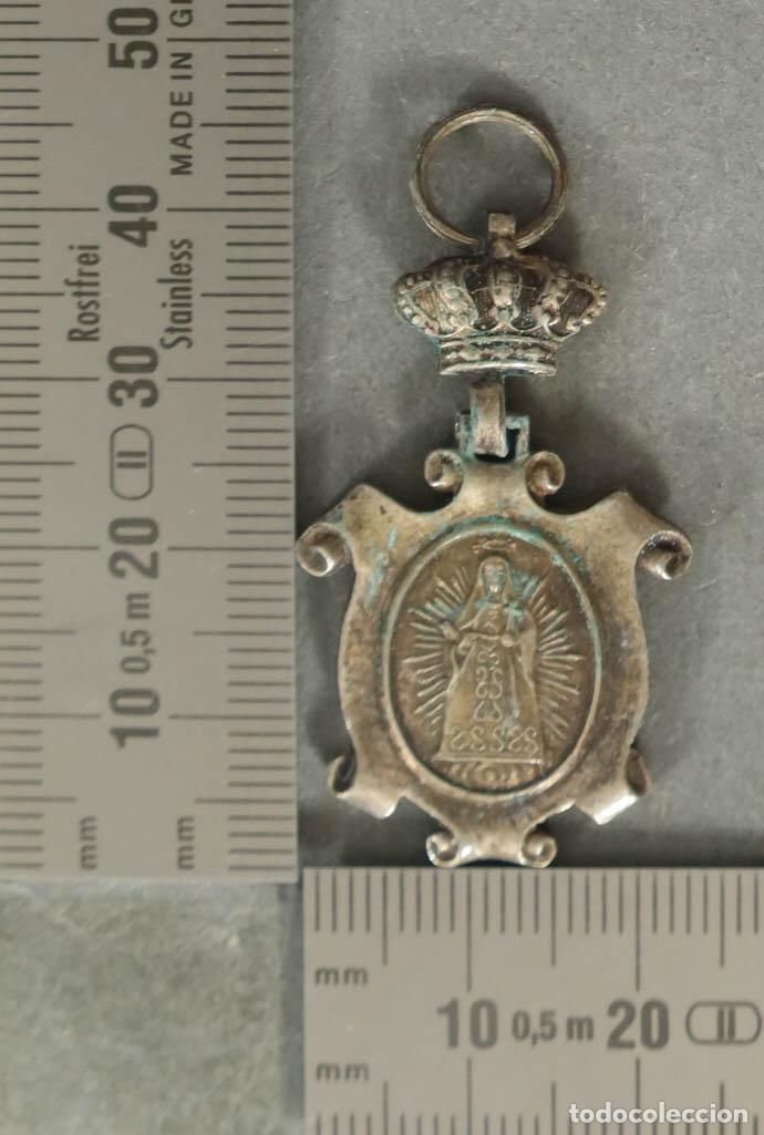 Antig&uuml;edades: MEDALLA. SANTA RITA. REAL ASOCIACION. PLATA. HACIA 1930